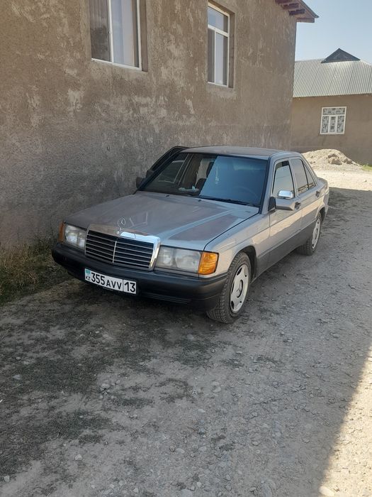 Mercedes benz w201 (190)