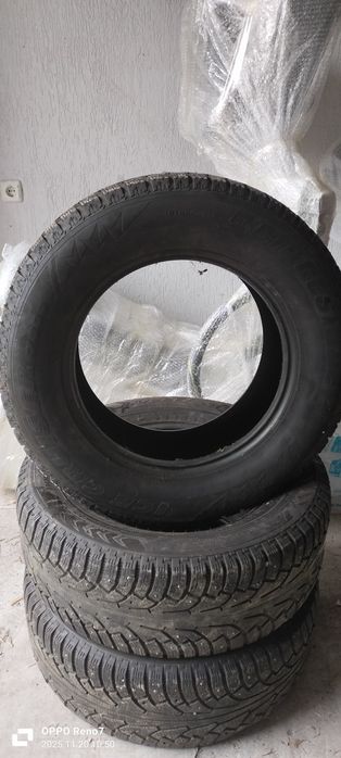 Шины Нокиан б/у.