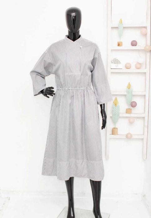 Arket оригинална дамска рокля миди сиво бяло райе 38