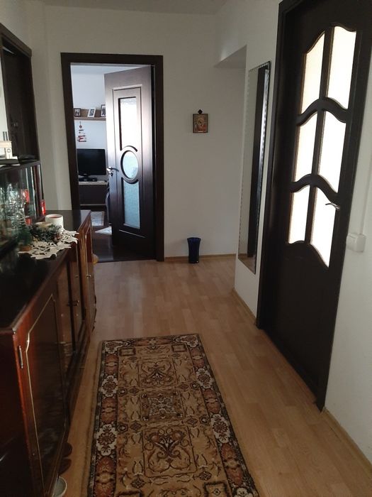 Vânzare apartament 4 camere