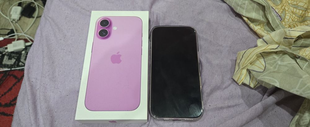 IPhone 16 pink 128 gb