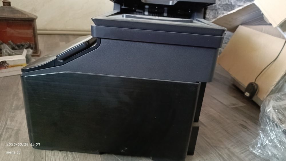 Продам принтер hp