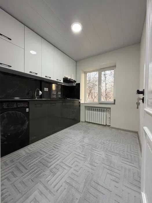 Продаётся квартира на 1 ом этаже 2/1/5