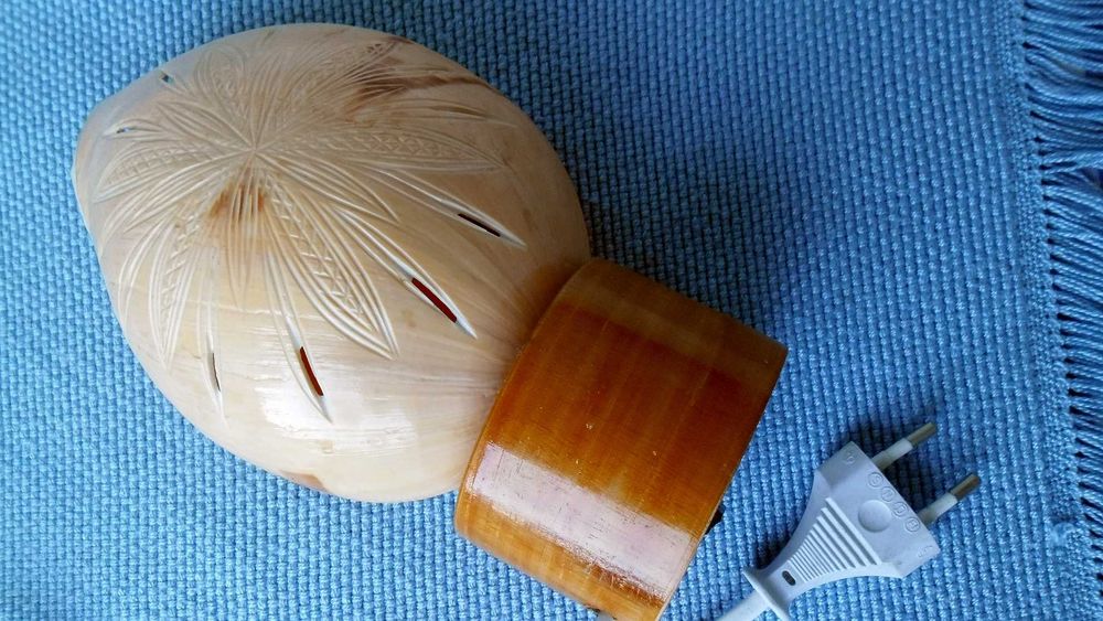 Лампа от естествена раковина 220 V