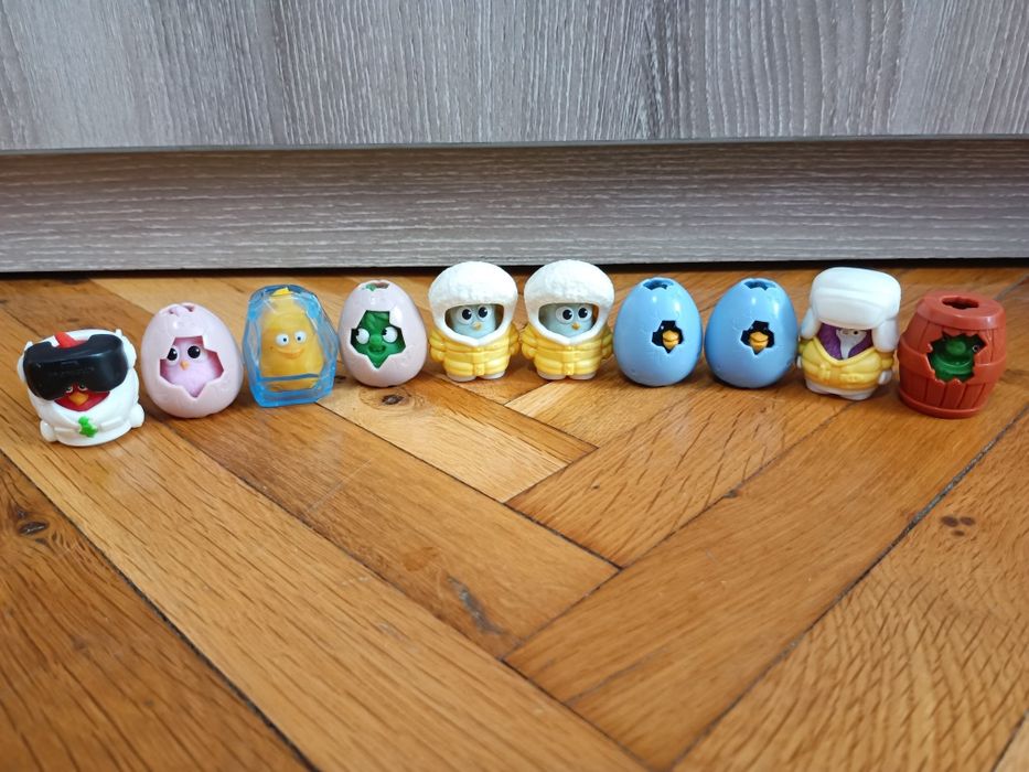 Играчки от шоколадови яйца, карти, магнити, скокльовци, Хари Потър