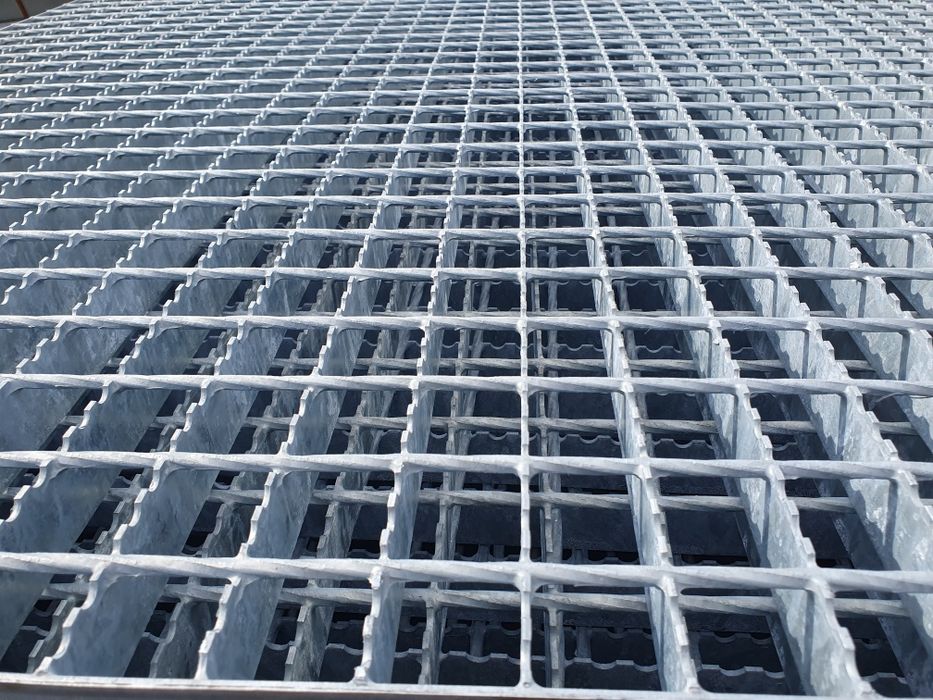 Gratare metalice galvanizate zincate noi 3-4-5cm grosime