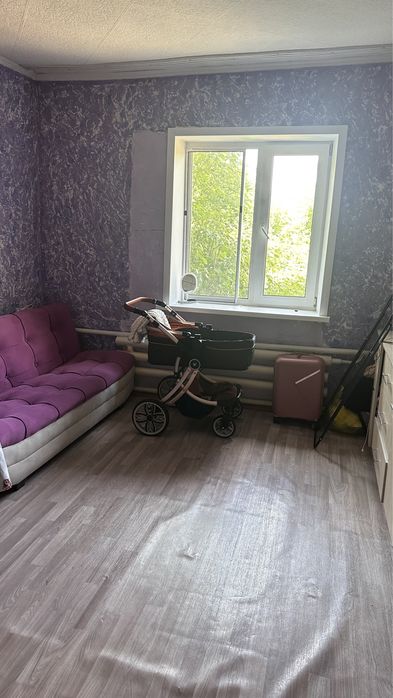 Часть дома квартира в бараке