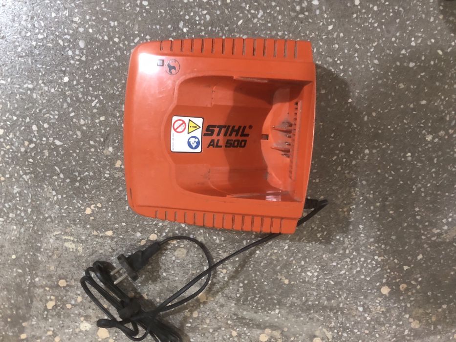 Stihl KMA 135 R / sistem combinat