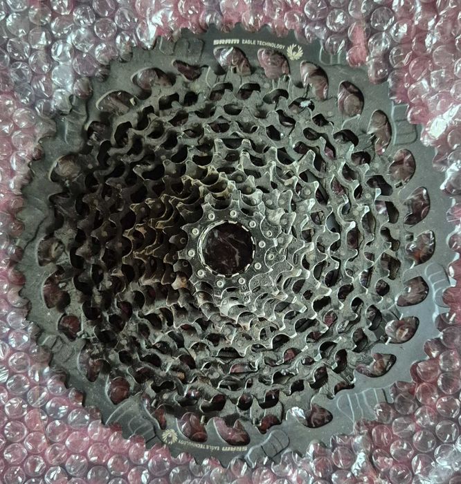 Чисто нови Курбели Shimano XTR, XT, Race Face Atlas и Truvativ Desend