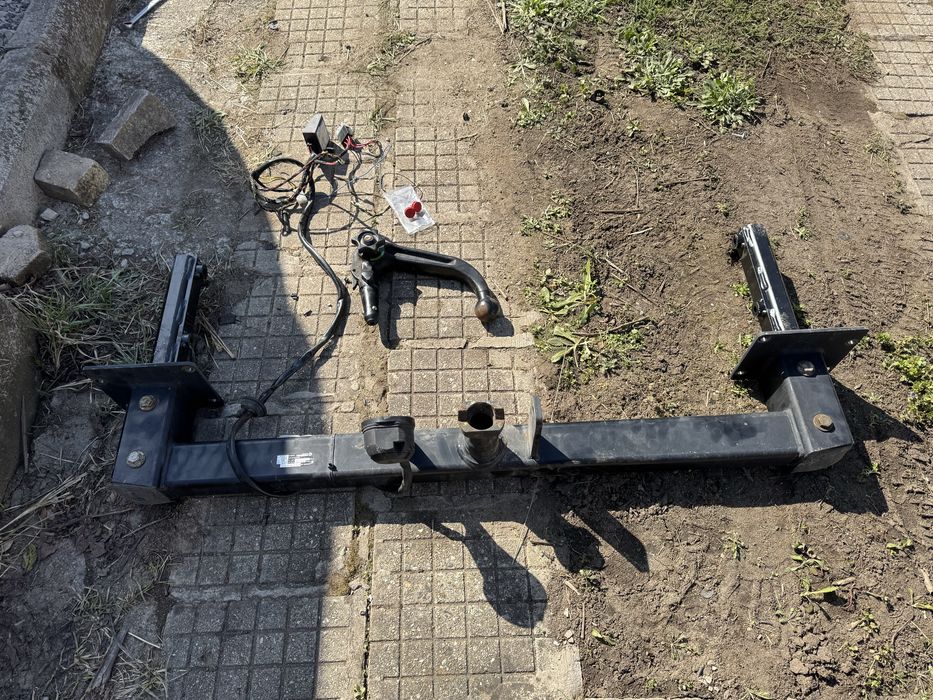 Оригинален сваляем теглич за Mercedes R class W251