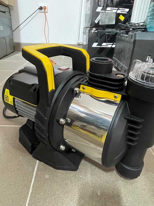 Pompa apa potabila Stanley 900W 3600 l/h - SXGP900XFE