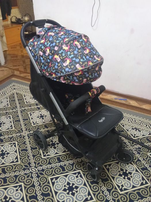 Продам коляску летнюю
