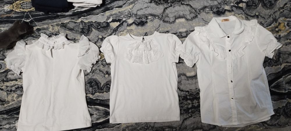 Продаются детские блузки на девочку.