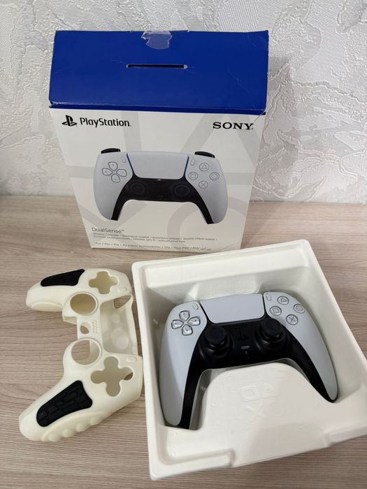 Геймпад Sony PlayStation DualSense (PS5)