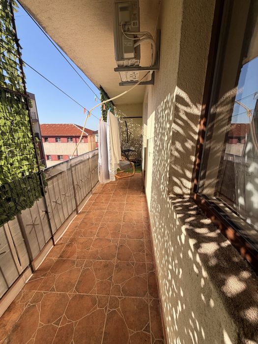 Inchiriez apartament in Navodari
