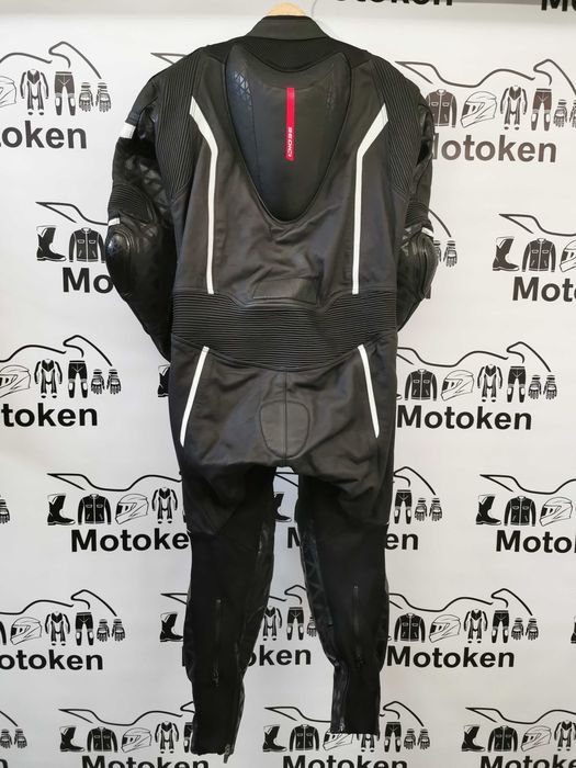 !NOU CU ETICHETA! Costum moto Sedici marime 52