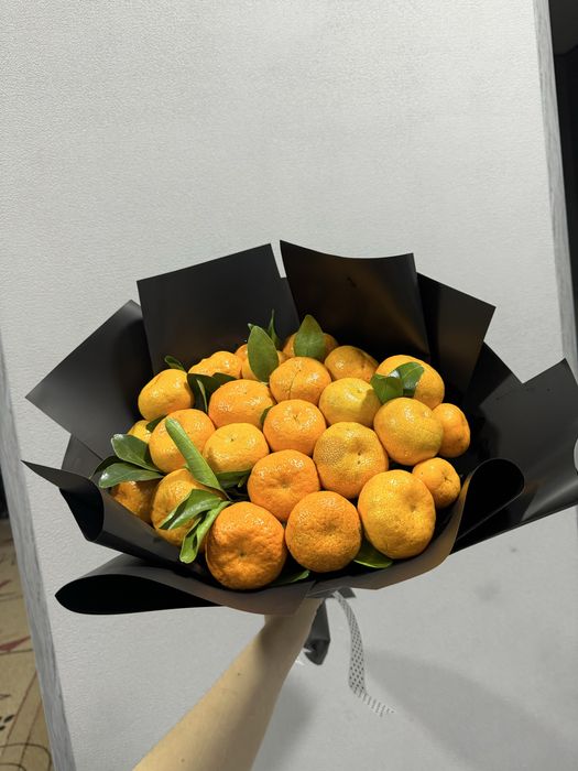 Букет из свежих мандаринов