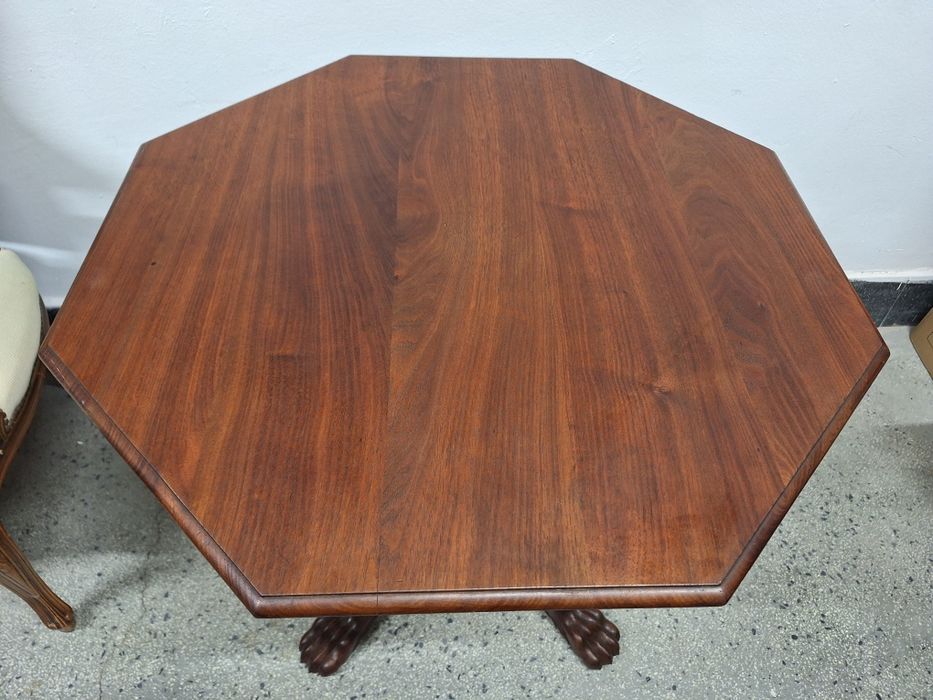 Антична Викторианска маса орех