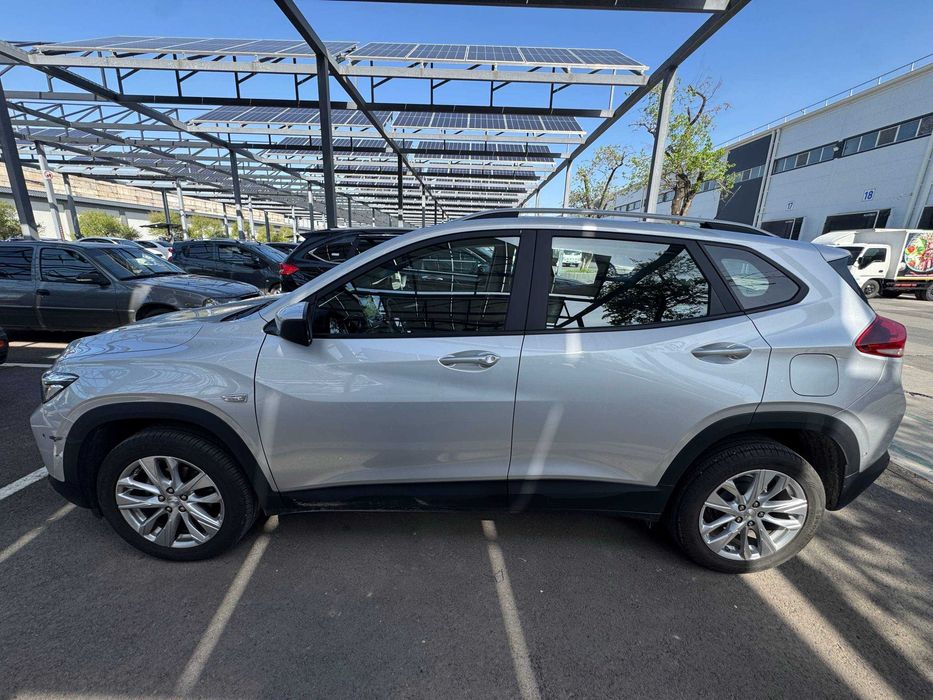 Автомобиль Tracker 2 LTZ