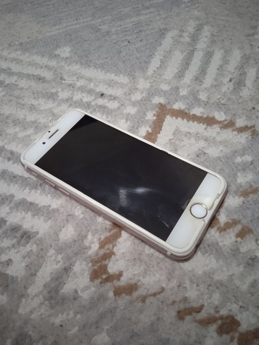 Смартфон iPhone 6s телефон