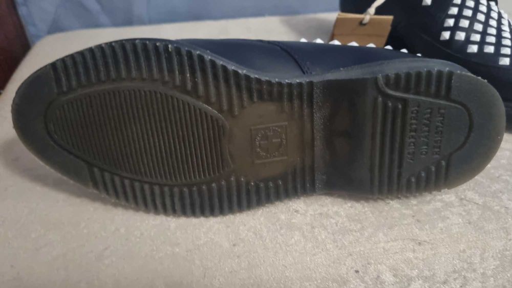 Нови обувки, dr.Martens