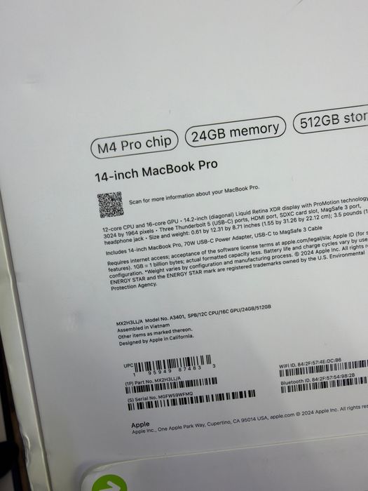 Macbook pro 14 24/512 m4 pro