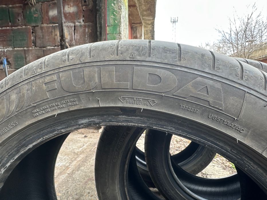 Летни гуми 235/45/17 FULDA DOT23