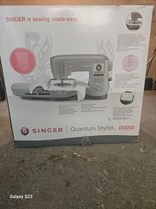 Бродерна машина SINGER EM200