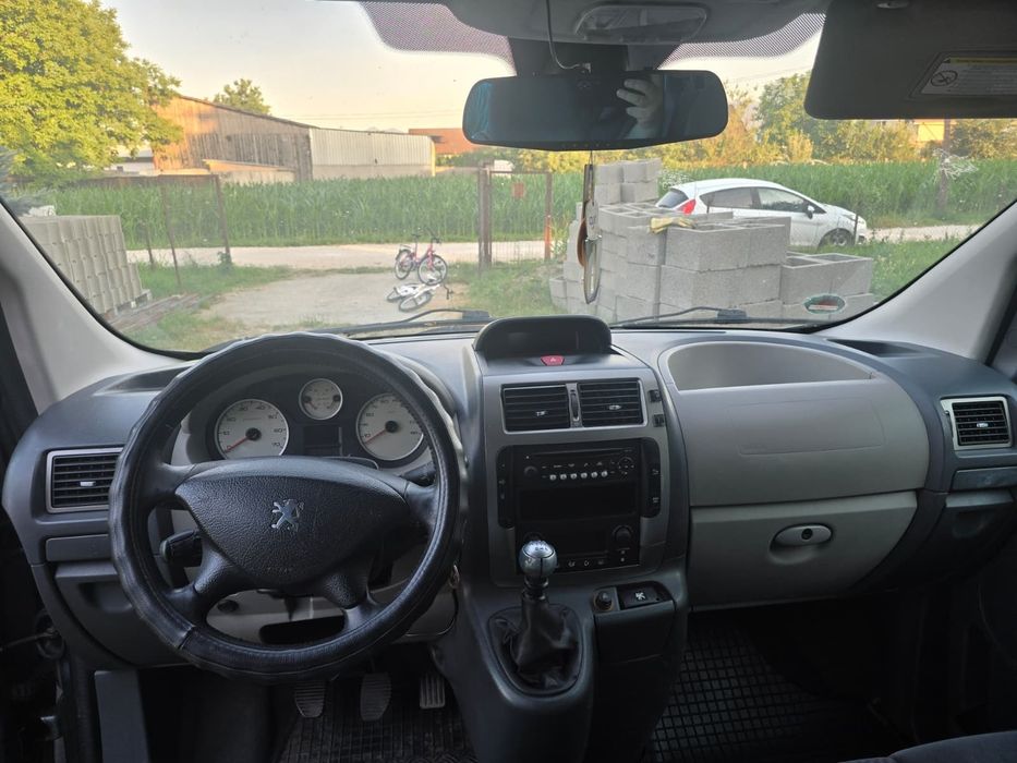 Peugeot Expert  8+1 de vânzare