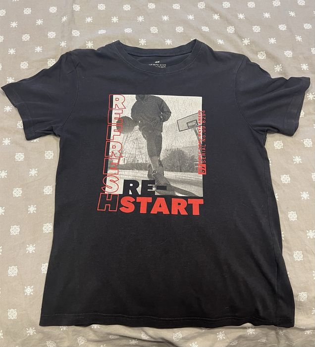 Комплект от 2 тениски и едни къси панталонки