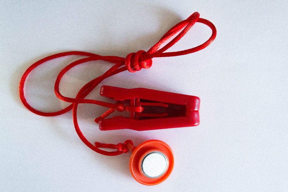 buton magnet safety key banda de alergat