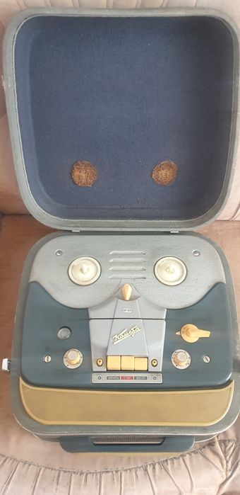 Магнитола  Комета