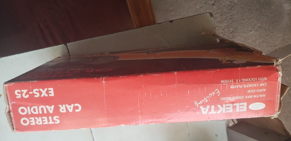 Енгил.авто.ун.радио.магнитафон.сотилади.