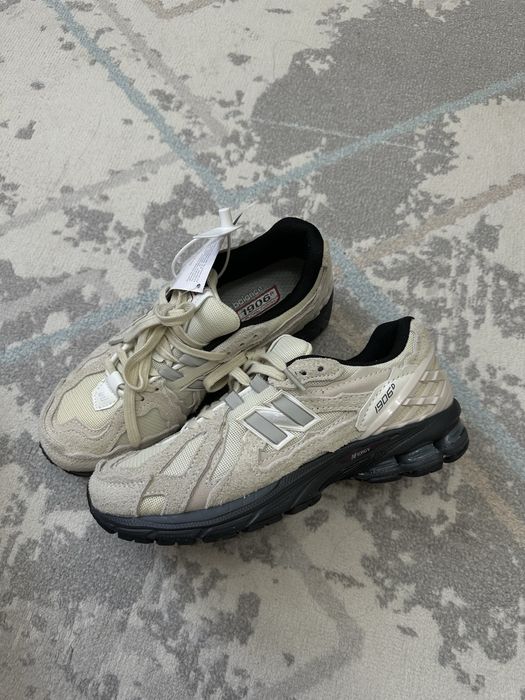 Продам кроссовки за полцену