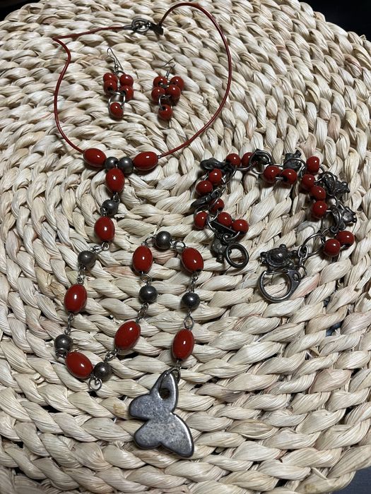 Комплект бижута-обици, колие , гривна