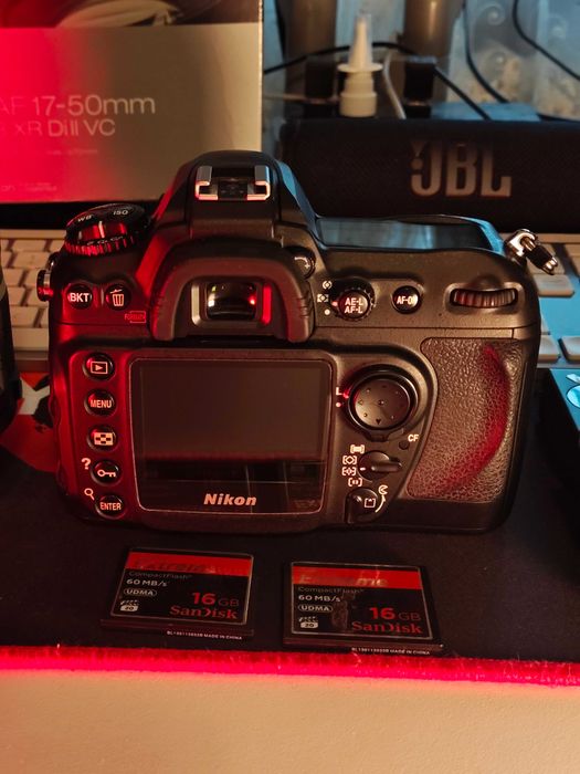 Nikon D200 CCD colour king NOU + Tamron AF 17-50mm f/2.8 XR DiII VC LD