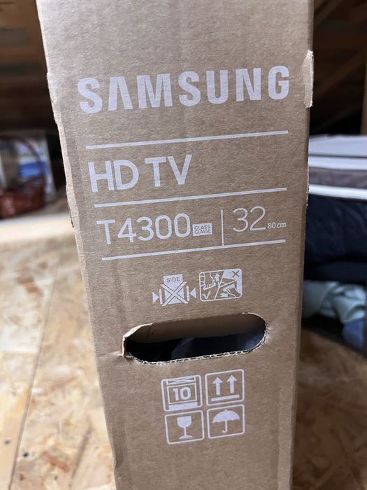Televizor Smart LED, Samsung UE32T4302, 80 cm, NOU SIGILAT
