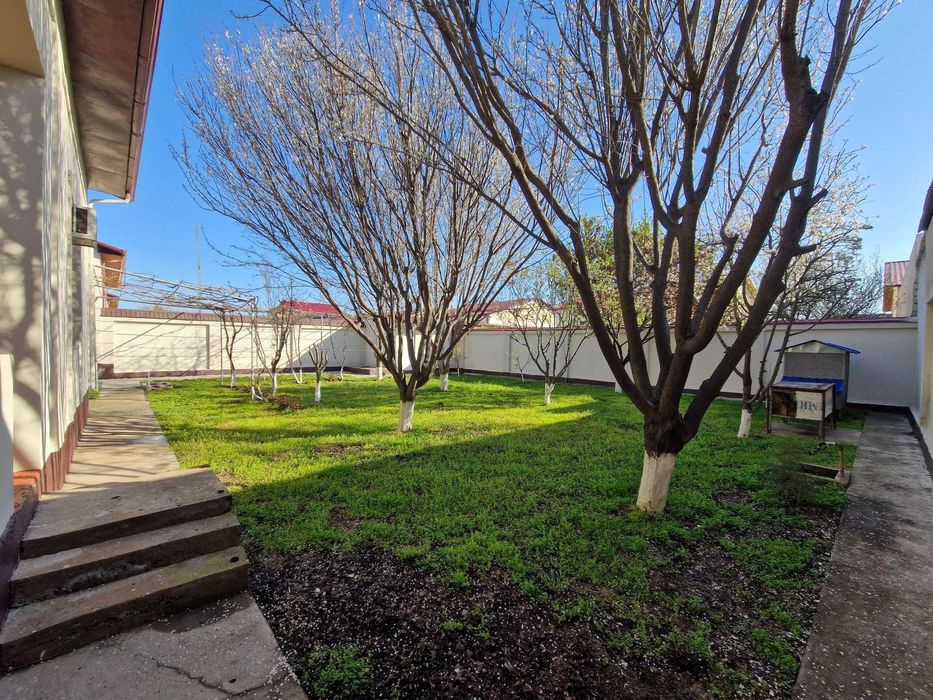 Қарши шаҳар Батош маҳалласидан намунали уй сотилади.