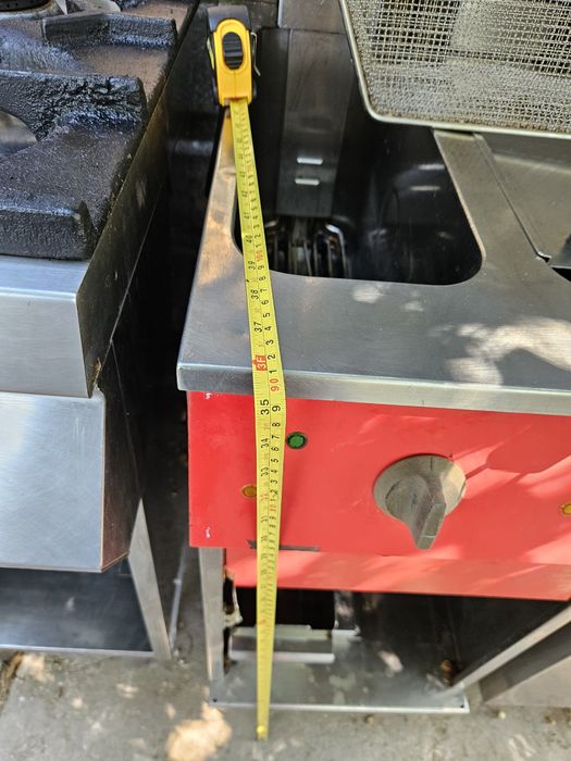 Фритюрник на база професионален на ток трифазен 2х12 литра втора употр