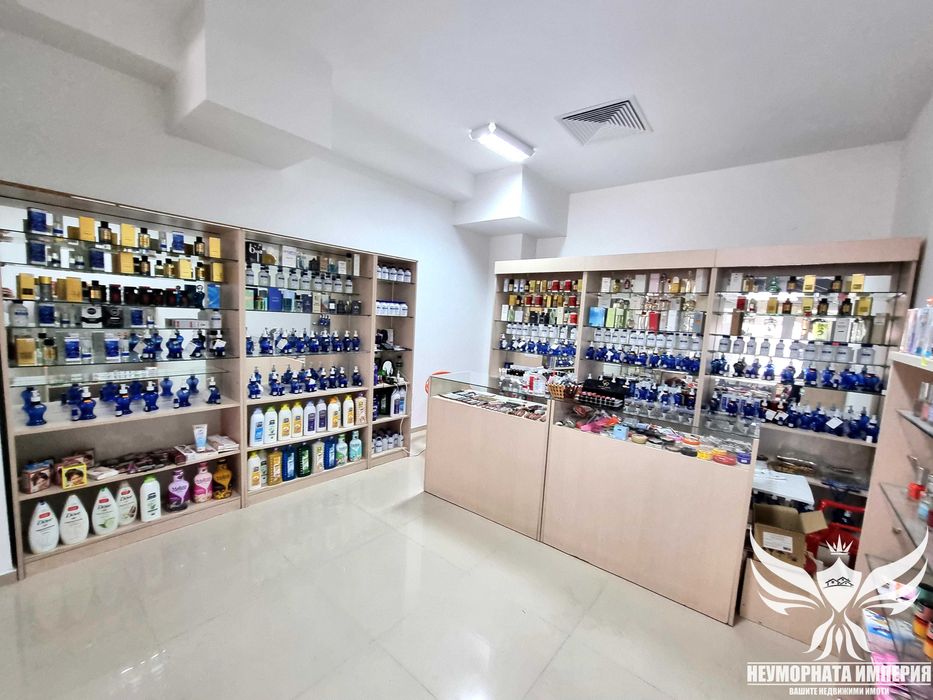 Дава се под наем Магазин в Асеновград - 25 кв.м за 201.45 € - Снимка #1