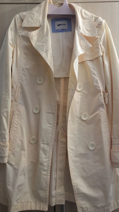 Продавам Шлифер марка GAS