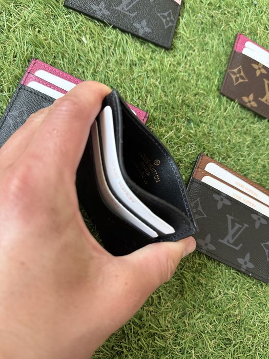 Дизайнерски Card Holder от естествена кожа