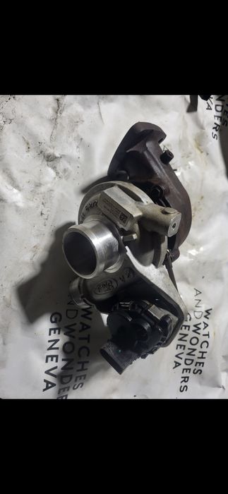 Vând turbina și injectoare ford 2 l 170 150 cp