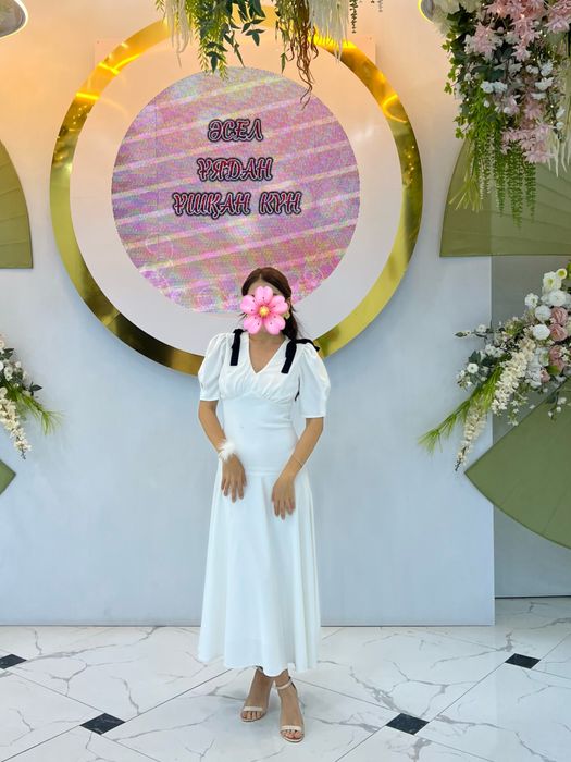 Платье белое с завязками