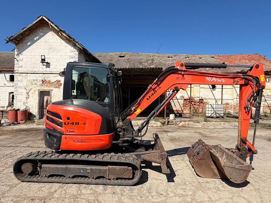 Vand Escavator de 5T an 2022 Kubota in stare foarte buna cu 3 cupe