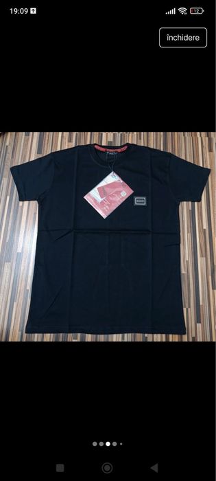 Vand tricou nou de barbati Hugo