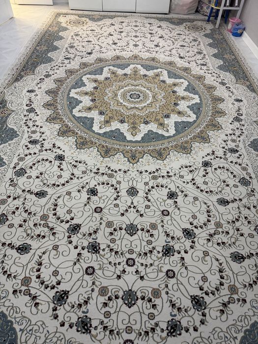 Продам Большой ковер