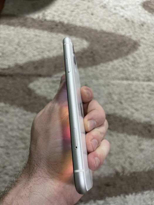 iPhone 11 128gb акб94