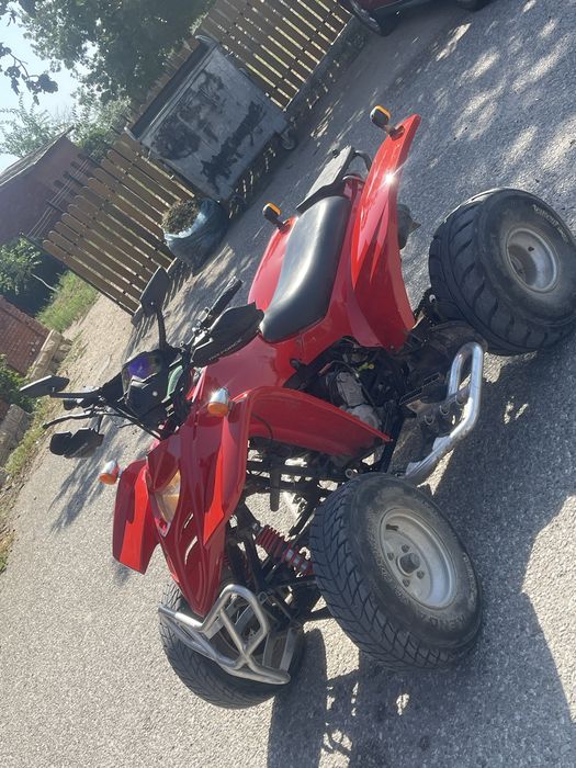 Vând atv de 300cc cu acte
