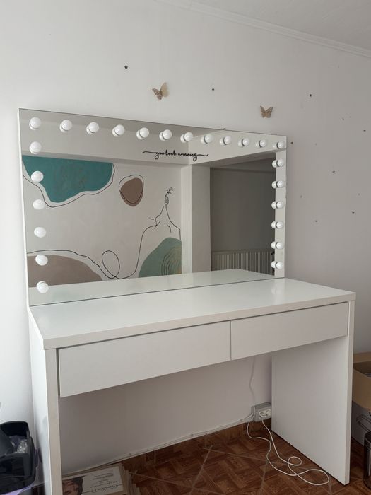 Masa profesionala de machiaj, pret negociabil